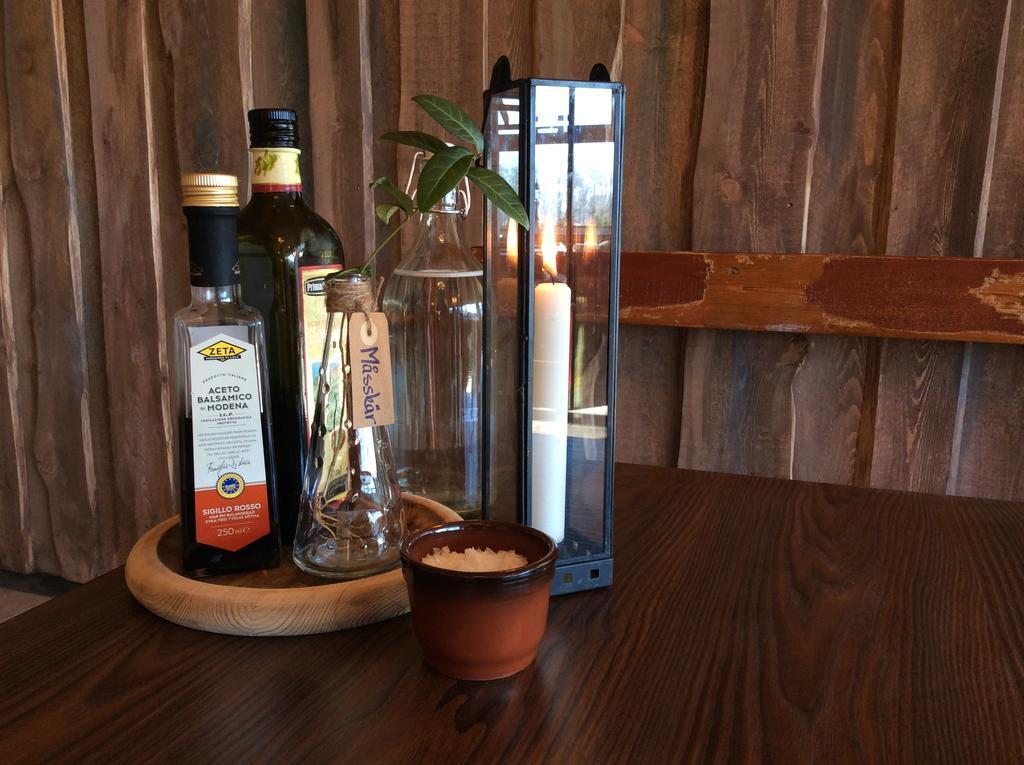 Herrfallet Hotel Arboga Bagian luar foto