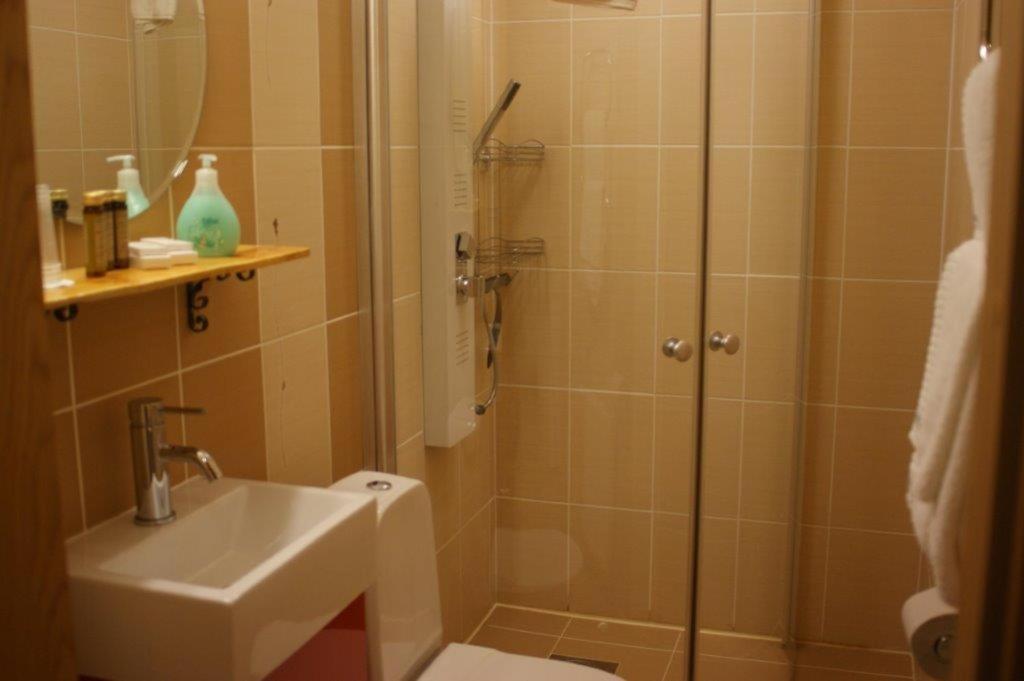 Herrfallet Hotel Arboga Bagian luar foto